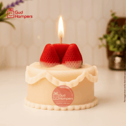 STRAWBERRY CAKE CANDLE